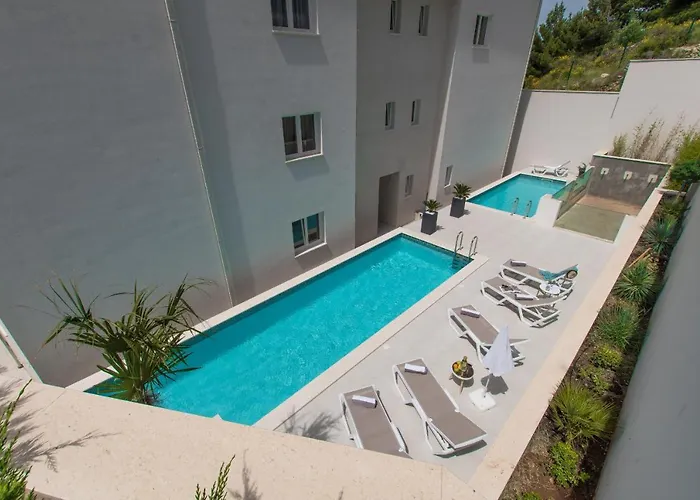 New -150m2 Penthouse With Shared Pool - Smaragd Makarska