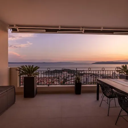 Lejlighed New -150m2 Penthouse With Shared Pool - Smaragd