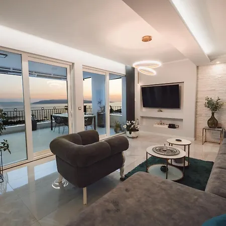 New -150m2 Penthouse With Shared Pool - Smaragd Makarska