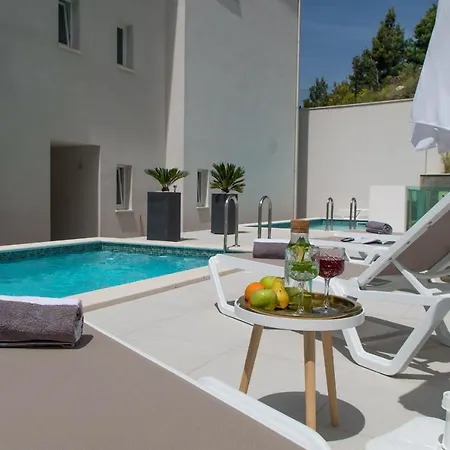 Appartement New -150m2 Penthouse With Shared Pool - Smaragd *