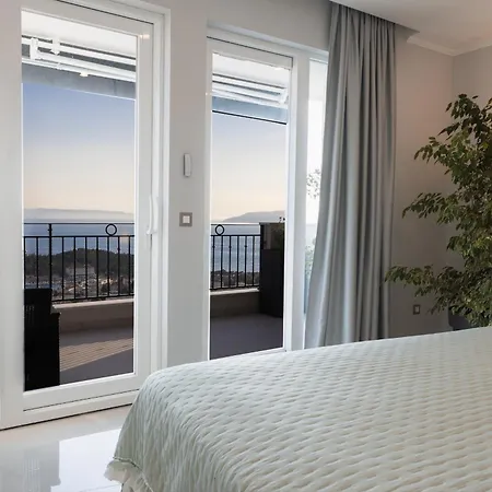 Smaragd - Luxury Penthouse With Amazing Sea View * Makarska