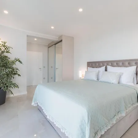 Smaragd - Luxury Penthouse With Amazing Sea View * Makarska