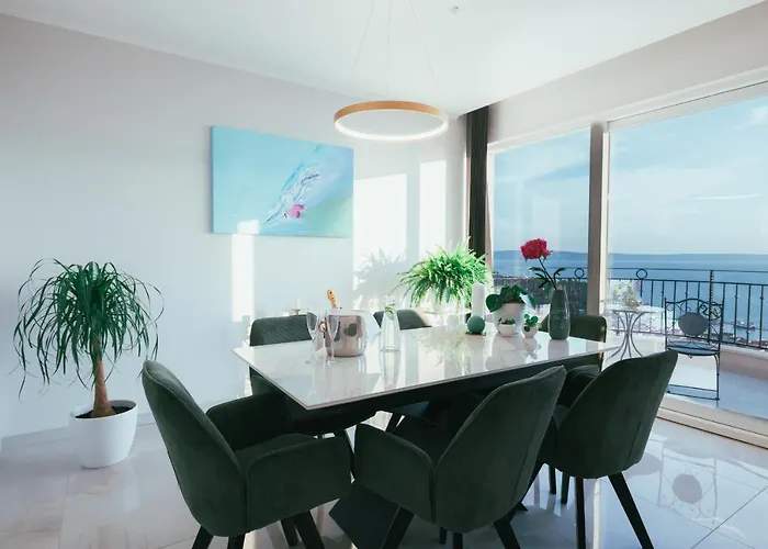 New -150m2 Penthouse With Shared Pool - Smaragd Makarska