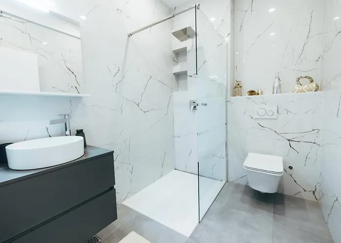 New -150m2 Penthouse With Shared Pool - Smaragd * Makarská