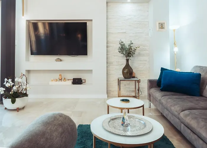 New -150m2 Penthouse With Shared Pool - Smaragd Apartment Makarska