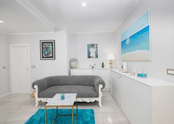 New -150m2 Penthouse With Shared Pool - Smaragd Makarska