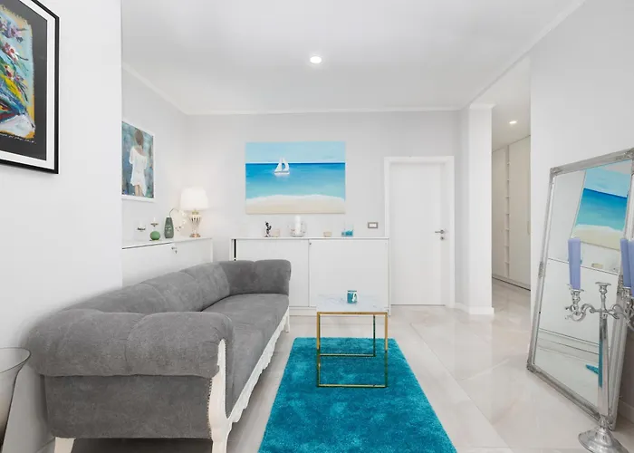 New -150m2 Penthouse With Shared Pool - Smaragd Apartment Makarska