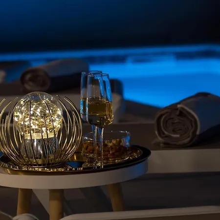 New -150m2 Penthouse With Shared Pool - Smaragd * Makarska