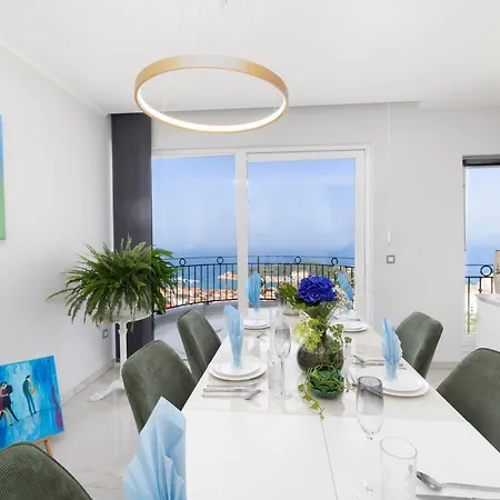 New -150m2 Penthouse With Shared Pool - Smaragd Lägenhet *