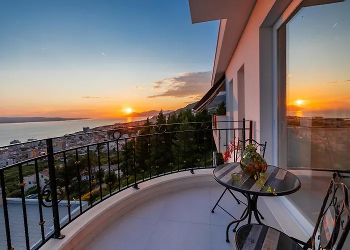 Apartmán New -150m2 Penthouse With Shared Pool - Smaragd